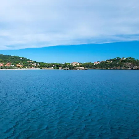 Сasa de vacaciones Locazione Turistica Elbadoc.4 *